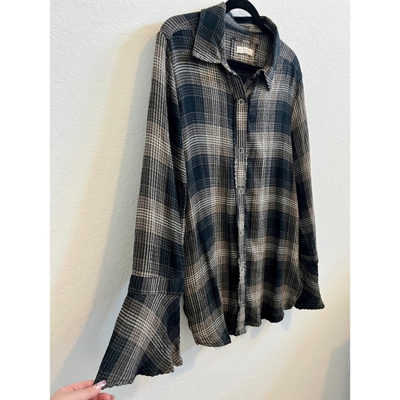 NWOT Free People Willow Plaid Shirt in Black Combo - Picture 3 of 9